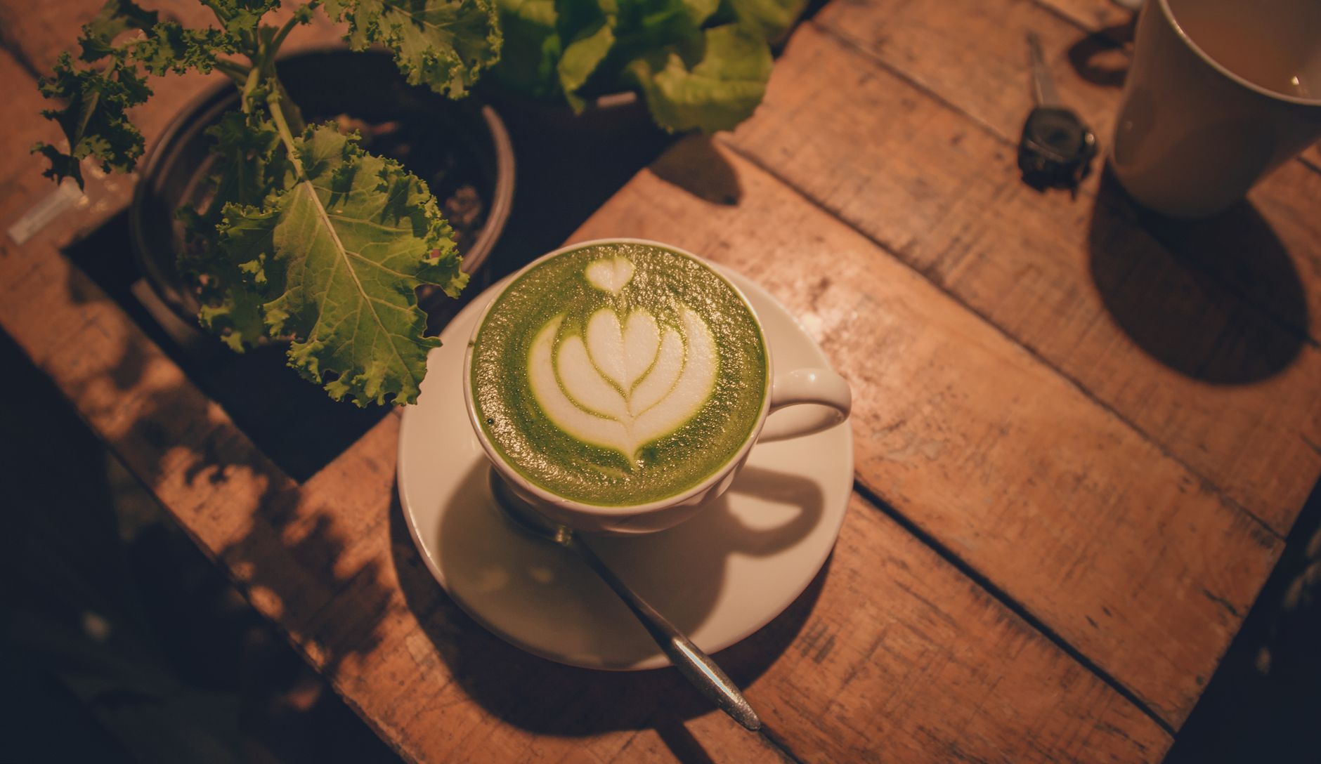 Matcha latte, které nechutná jako tráva